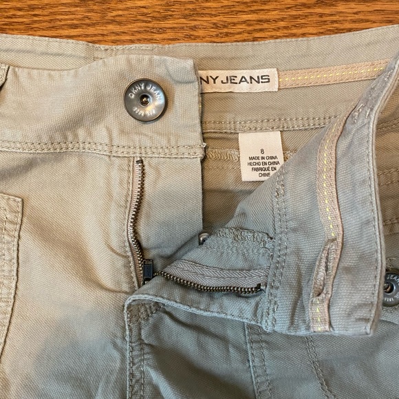 DKNY soft khaki shorts size 8 - Picture 4 of 8